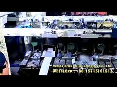 Agganciatore per fogli di metallo modulare a fusione regolabile